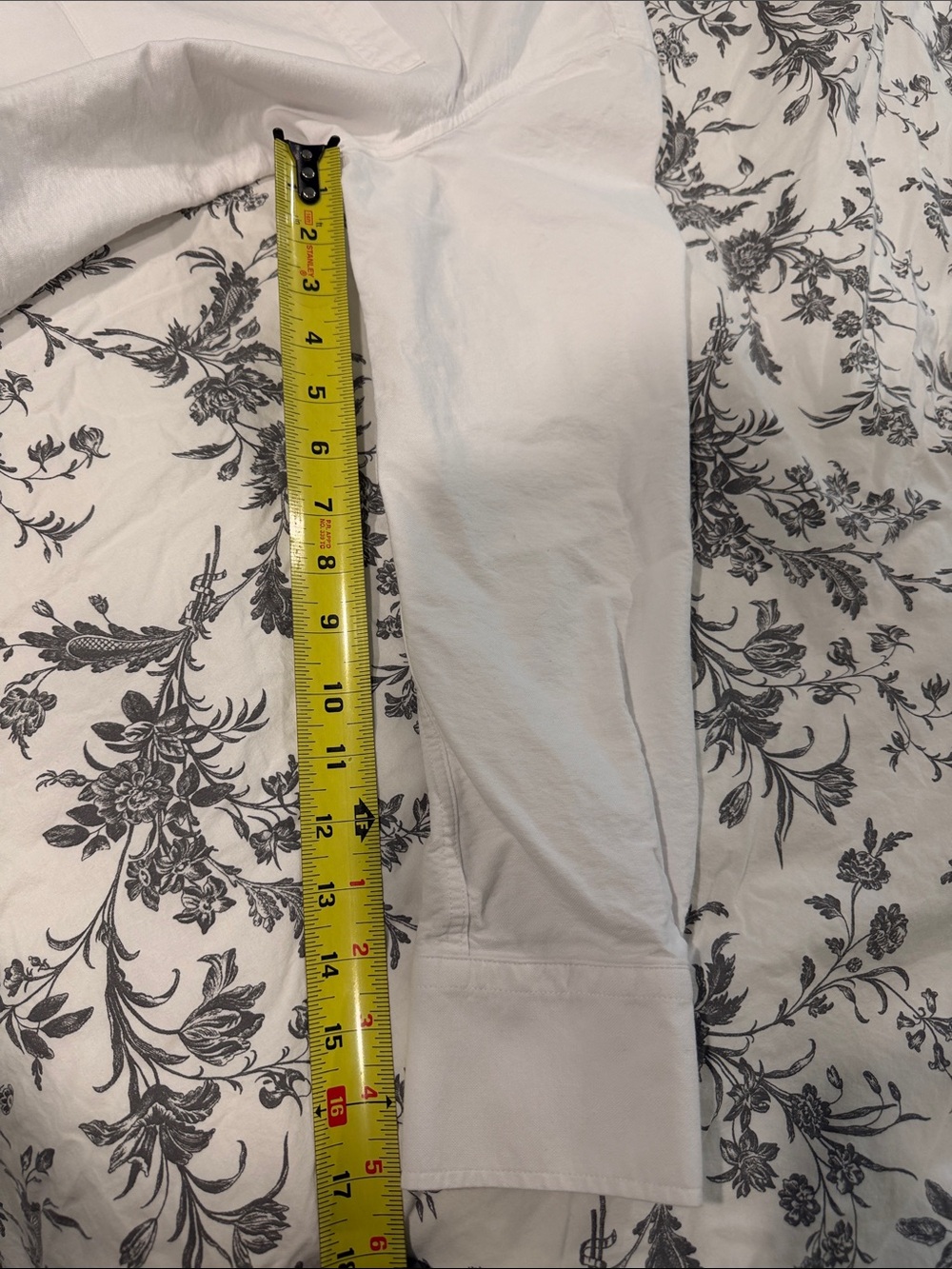 Quince White Relaxed Cotton Button-Down Shirt - Picture 5 of 5